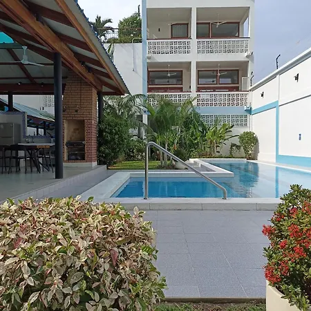 Morona Flats & Pool - 70 M2 Apartment Iquitos Exterior photo
